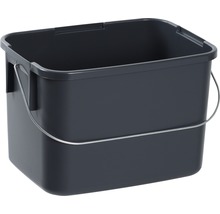 Hink av plast med metallbygel