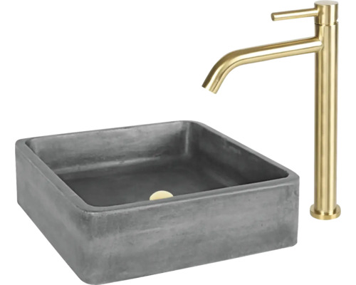 Fyrkantig tvättställ av betong med guldarmatur