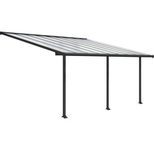 Terrasstak med transparent tak och stödpelare