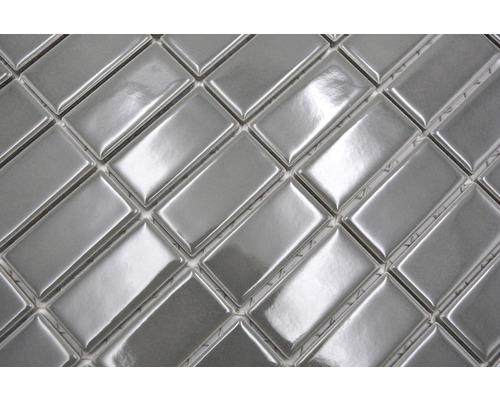 Mosaikplattor i tvärformat