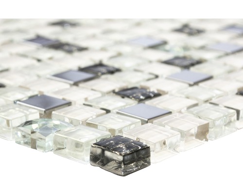 Mosaikplattor av glas och metall, kvadratiska