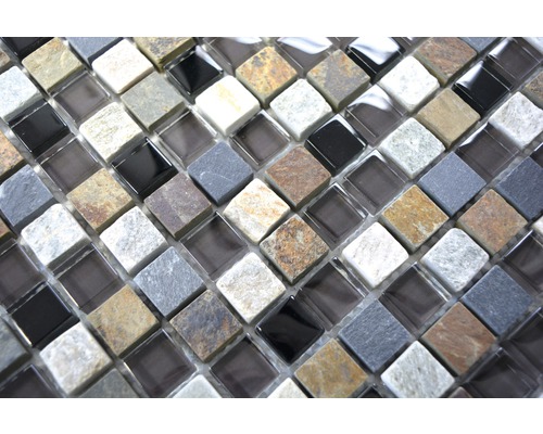 Mosaikplatta med natursten och glaselement