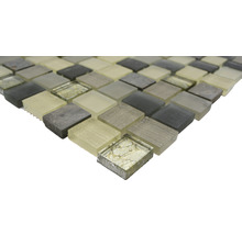 Mosaikplatta av glas och natursten
