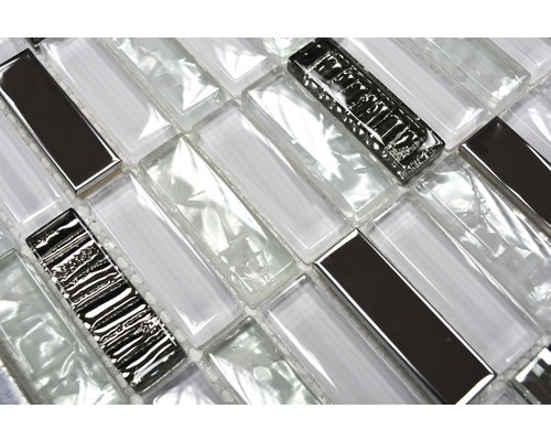 Mosaikplattor av glas i avlång form