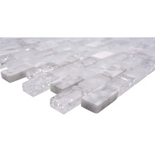 Mosaikplatta av marmor och glas
