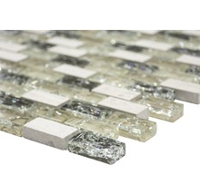 Mosaikplatta av glas och natursten