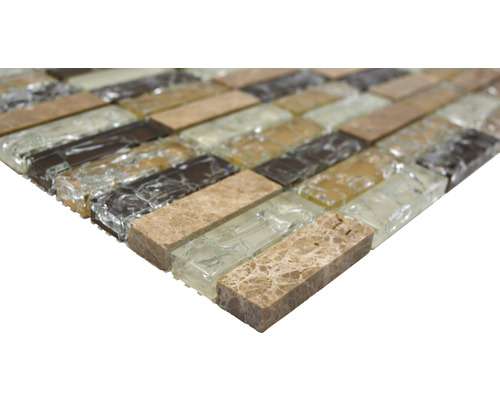 Mosaikplatta av glas och sten