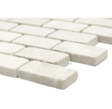 Mosaikplattor av sten, rektangulärt arrangerade