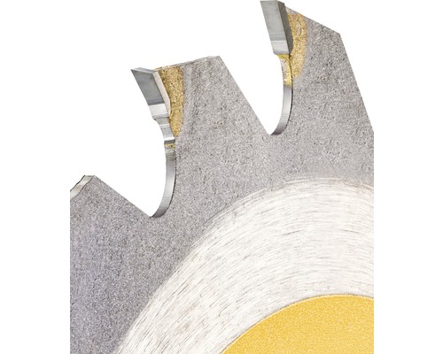 Detaljerad närbild av ett cirkelsågblad