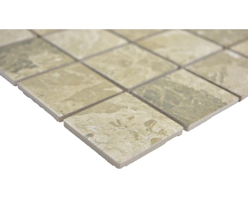 Mosaikplattor av natursten