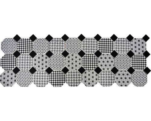 Mosaikplatta med geometriska mönster