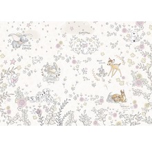 Tapet med Disney-motiv som Dumbo, Bambi, Marie och dalmatiner bland blommor och blad