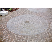 Marksten med cirkelformat mönster för utomhusbruk