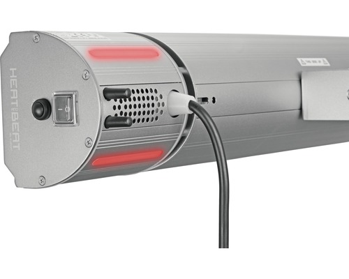 Närbild av en terrassvärmare med strömbrytare och kabel