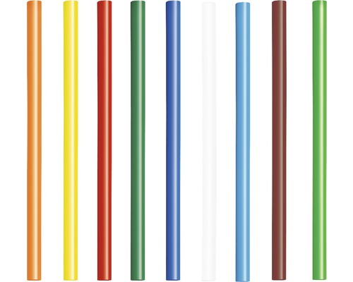 Flerfärgade runda plaststavar i en rad