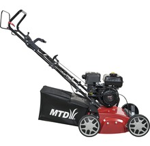 MTD bensindriven gräsklippare med uppsamlare