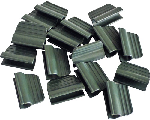 Flera metallklämmor