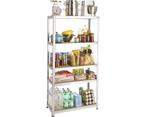 Hylla med köksredskap och matvaror