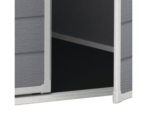 Detaljvy av en trädgårdsbox med skjutdörr