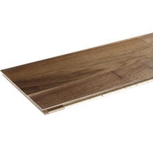Laminatgolv i träimitation