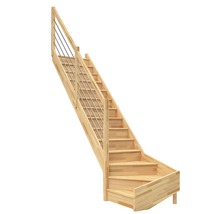 Trätrappa med räcke av metallstänger