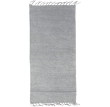 Grå matta med fransar