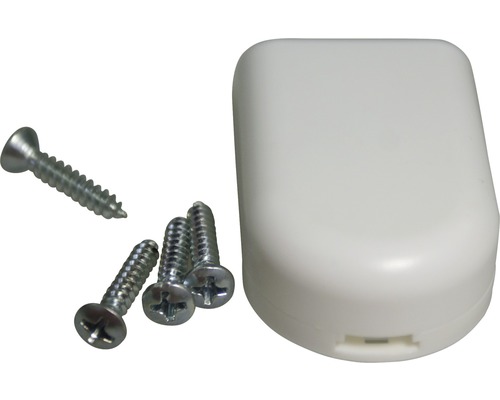 Plastlåda med skruvar