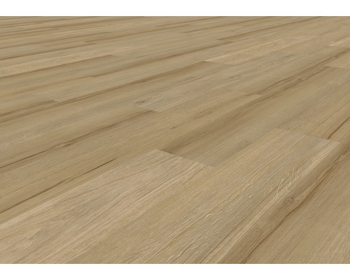 Lagt laminatgolv med träutseende