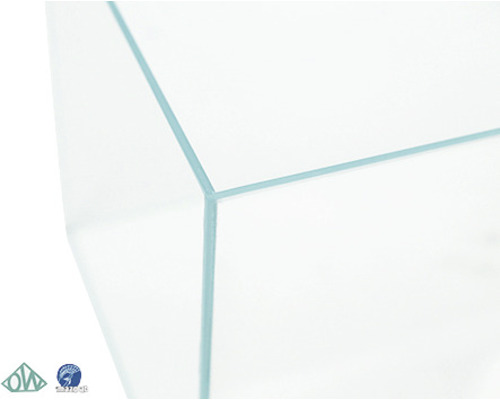 Hörn detalj av ett glasakvarium