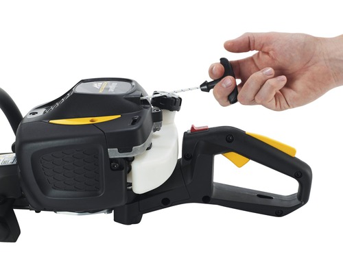 Närbild av en häcksax som startas