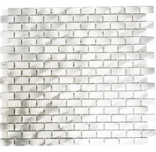 Mosaikmatta med rektangulära mosaikstenar i metall