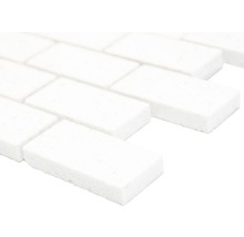Detalj av rektangulära keramiska mosaikplattor