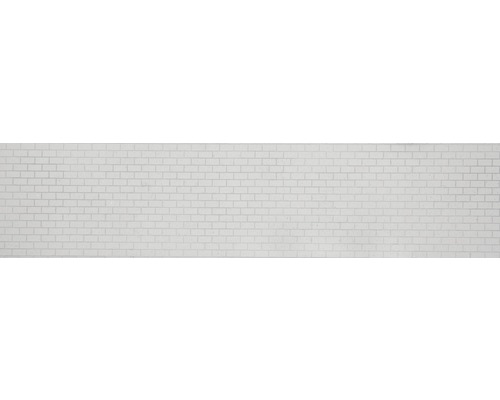 Ljusa väggplattor i murverksförband