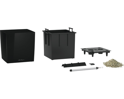 Komplett planteringsset med insats, bevattningssystem, vattennivåindikator och planteringsgranulat.