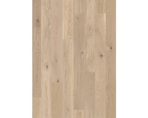 Ljust parkettgolv i ek