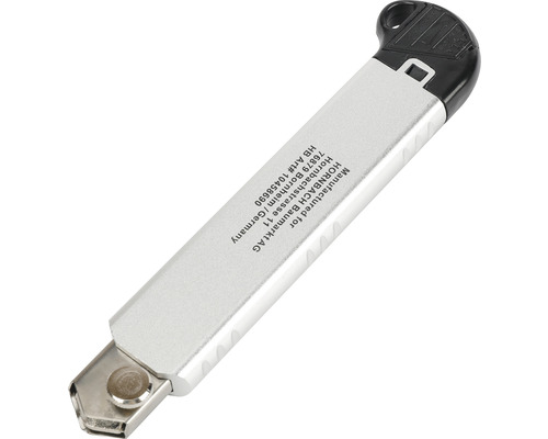 Rullkniv med metallhölje och svart handtag