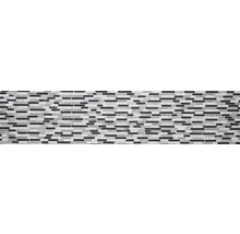 Mosaikplatta med rektangulära element i grått och svart