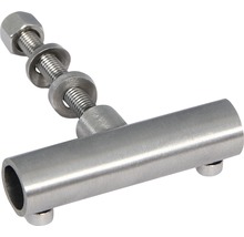 Metallrörkoppling med skruv, muttrar och brickor