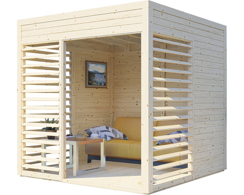 Trädgårdshus i trä med lamellväggar, soffa och bord