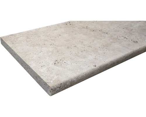 Fönsterbänk i travertin