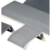 Olika möbelhandtag i metall