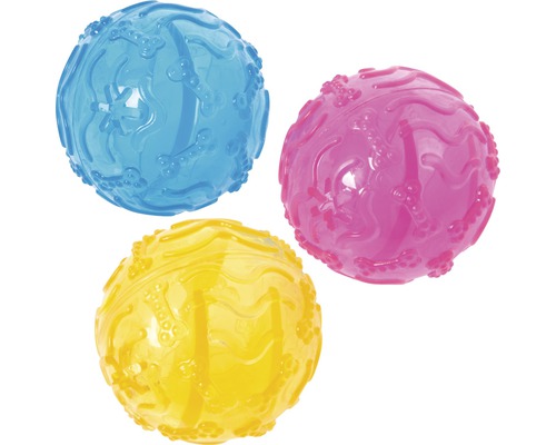Tre texturerade hundbollar