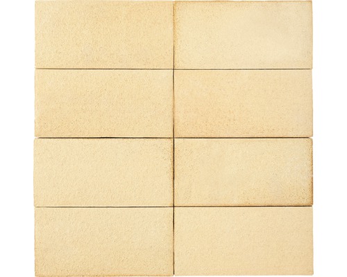 Rektangulära gatstenar av sten, åtta stycken