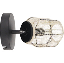 Vägglampa med flätad lampskärm