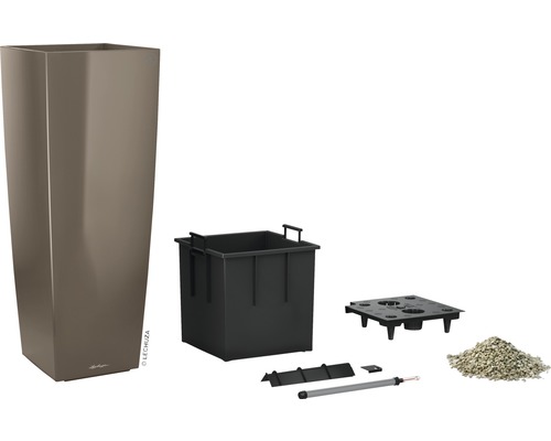 Hög blomkruka med tillbehör för trädgårdsarbete