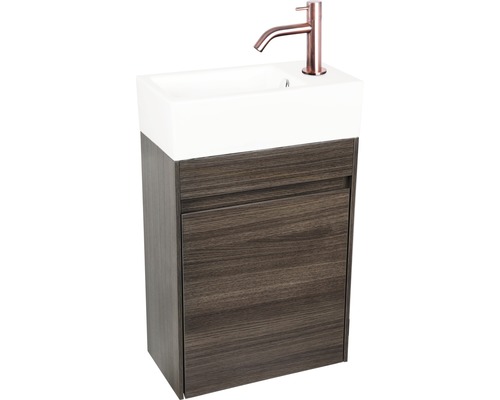 Tvättställsskåp med tvättställ och blandare