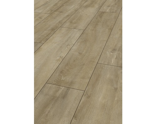 Lagt laminat med träutseende