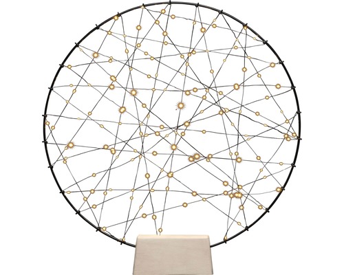 Dekorativ lampa med cirkelformad design och filigrana ljuspunkter