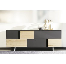 Skänk med lådor i modern design