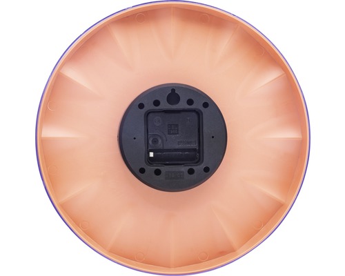 Baksida av en väggklocka med urverk